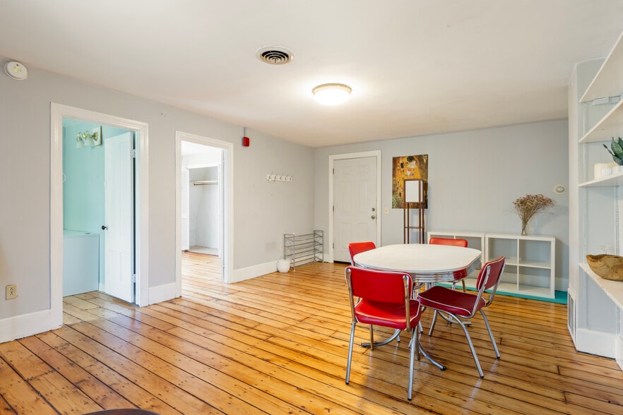 More Photos Of 176 Williams St, Providence Apartments For Sale
