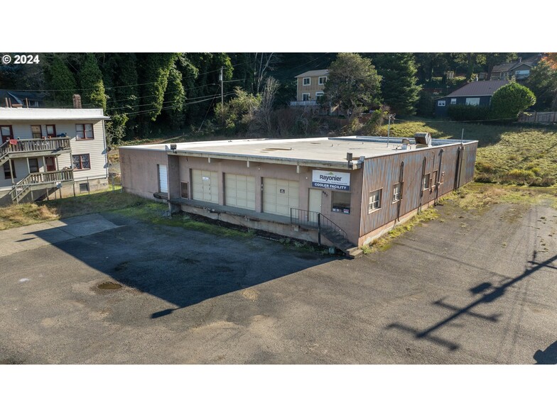 Primary Photo Of 665 Hemlock Ave, Coos Bay Refrigeration Cold Storage For Sale