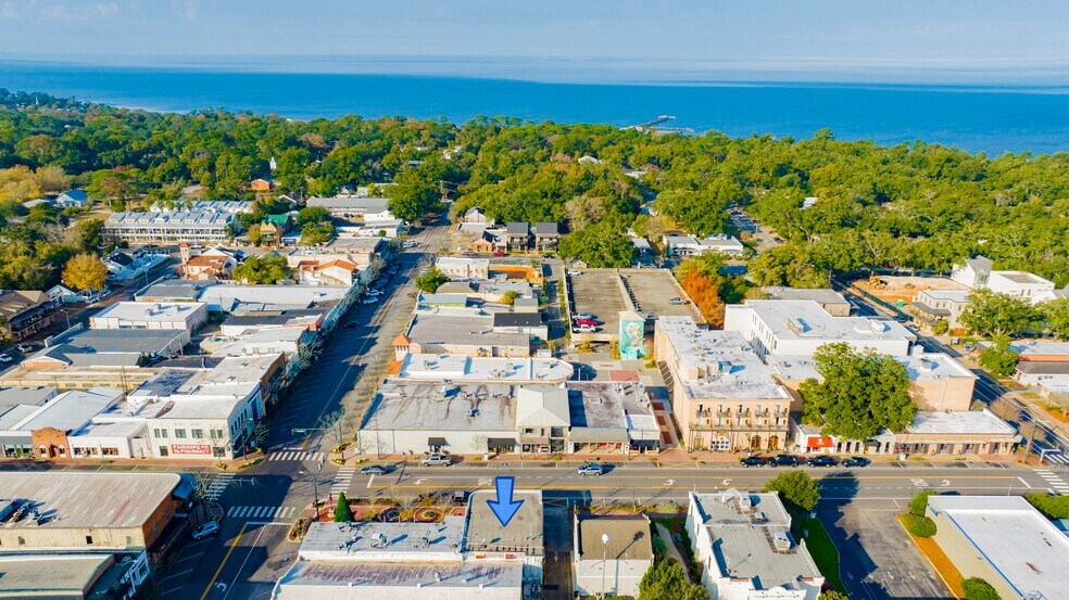 More Photos Of 12 Section St N, Fairhope Storefront For Lease