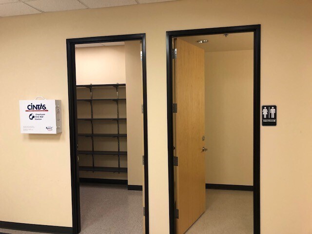 More Photos Of 165 E Charles St, Mount Angel Storefront For Lease