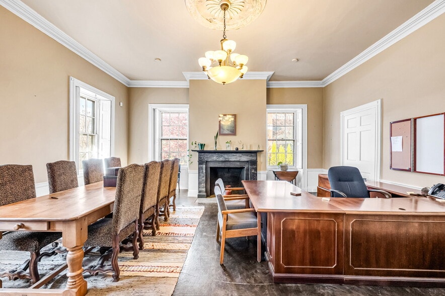 More Photos Of 29-37 Elliot St, Springfield Office Residential For Sale