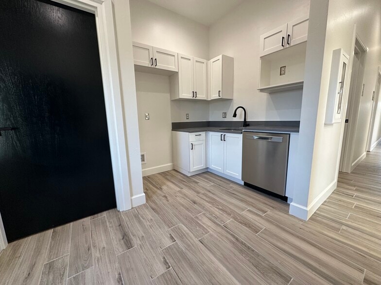 More Photos Of 15220 Traditions Blvd, Edmond Office For Lease