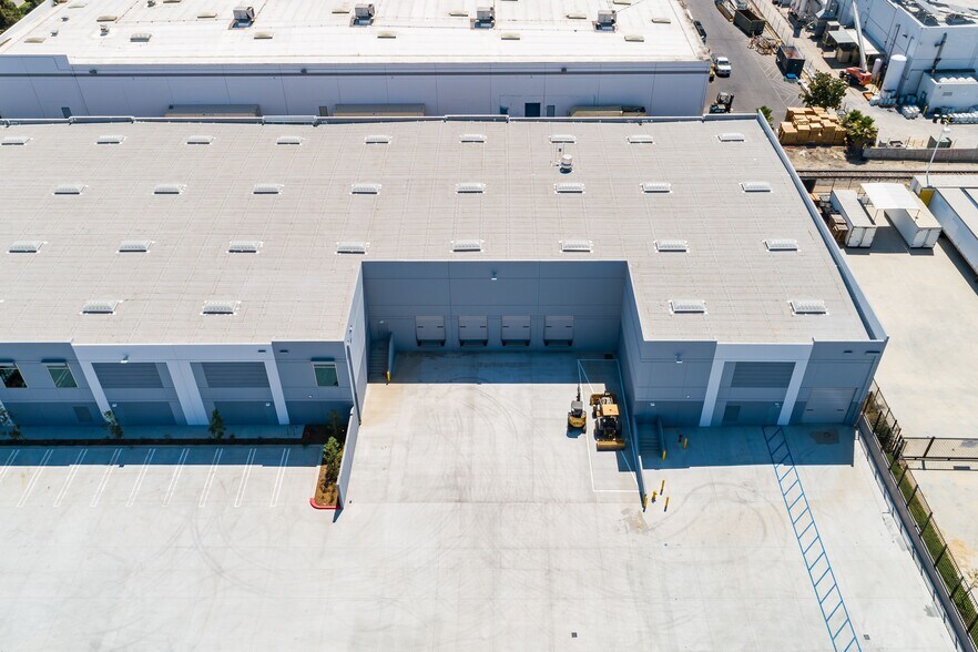 More Photos Of 13135 Marlay Ave, Fontana Industrial For Lease