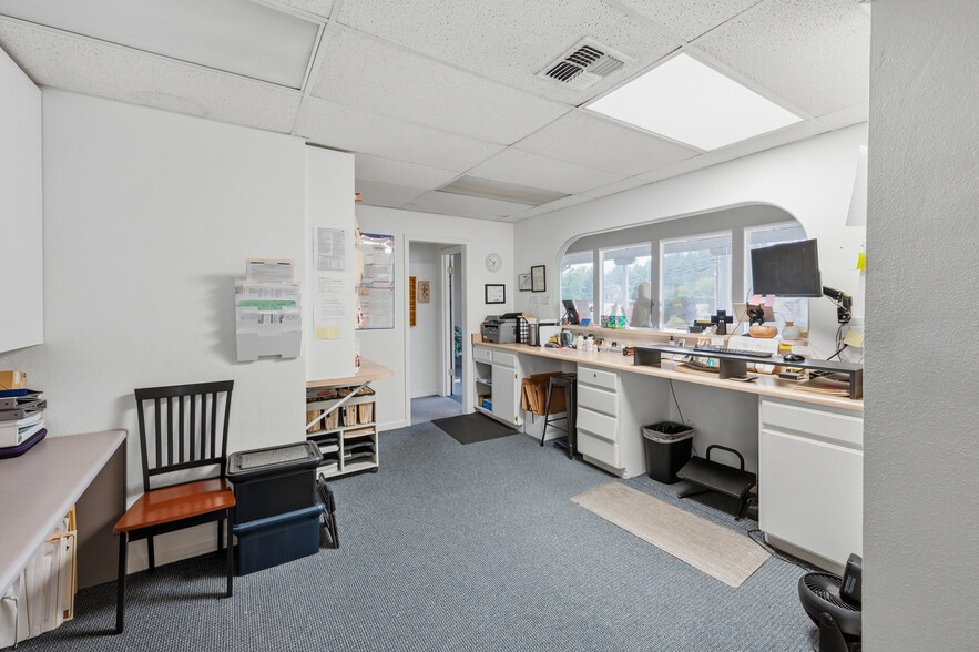 More Photos Of 1097 E Main St, Grass Valley Office For Sale