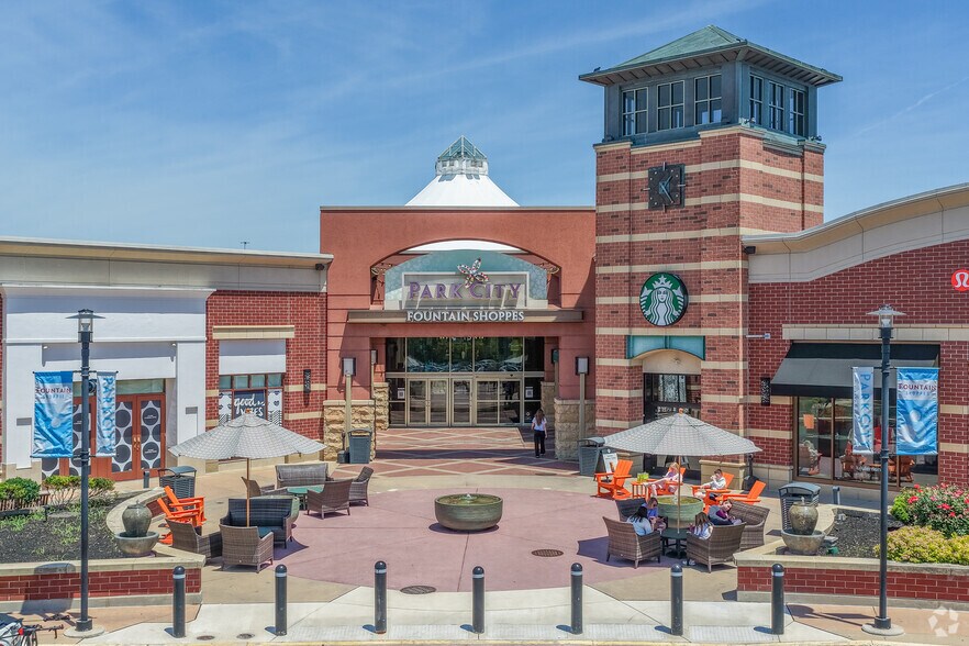 More Photos Of 142 Park City Ctr, Lancaster Unknown For Lease