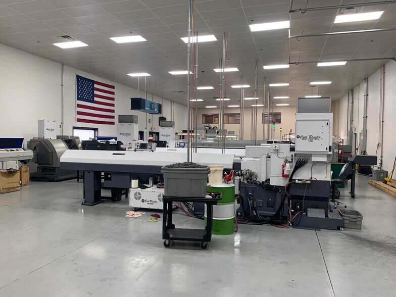 More Photos Of 301-315 Camars Dr, Warminster Light Manufacturing For Sale