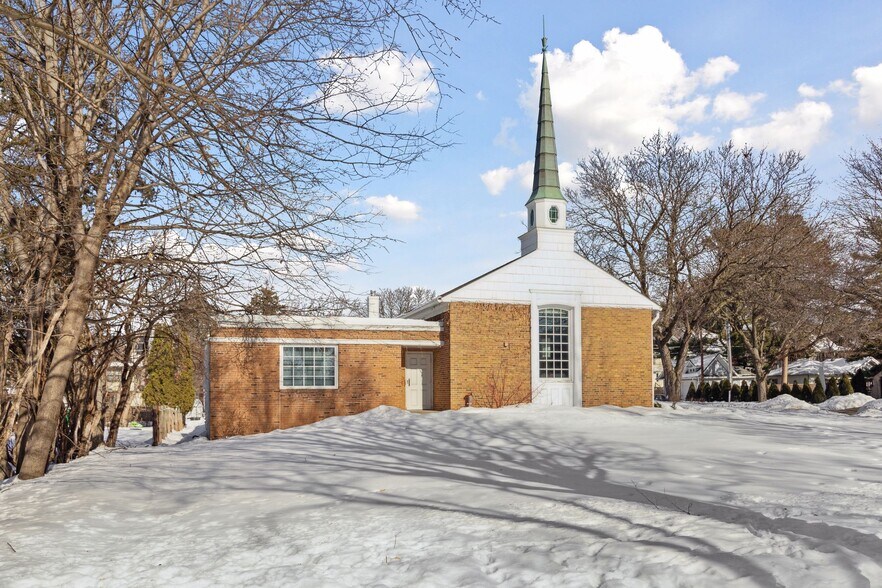 More Photos Of 1671 Summit Ave, Saint Paul Religious Facility For Sale