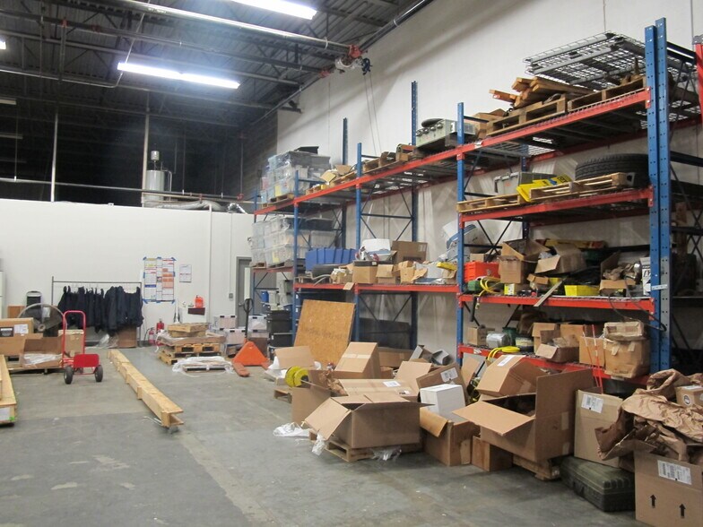 More Photos Of 1917 Olde Homestead Ln, Lancaster Warehouse For Lease