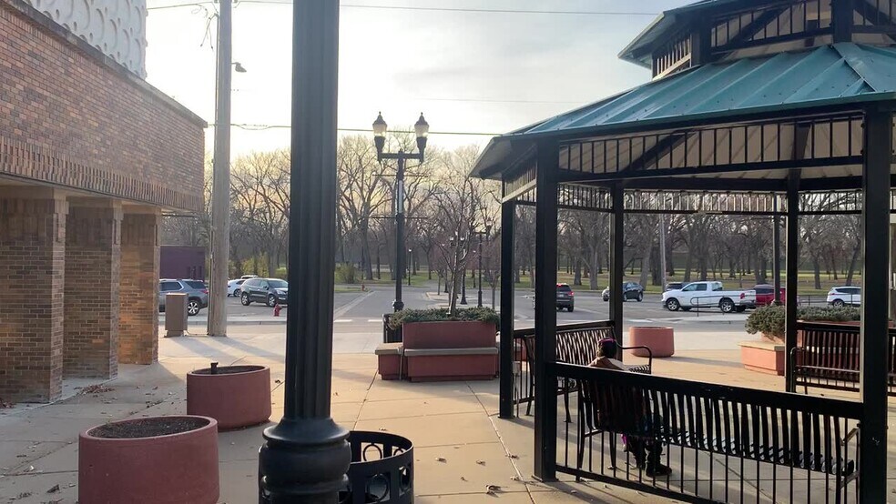 More Photos Of 101 S 1st St, Montevideo Office Residential For Lease