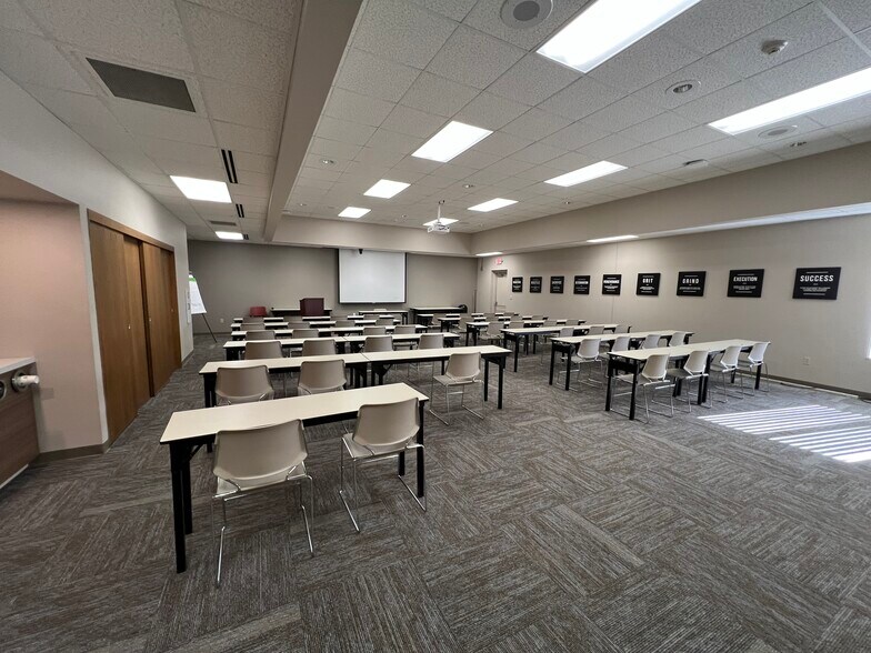More Photos Of 221 Industry Ave, Springfield Office For Lease