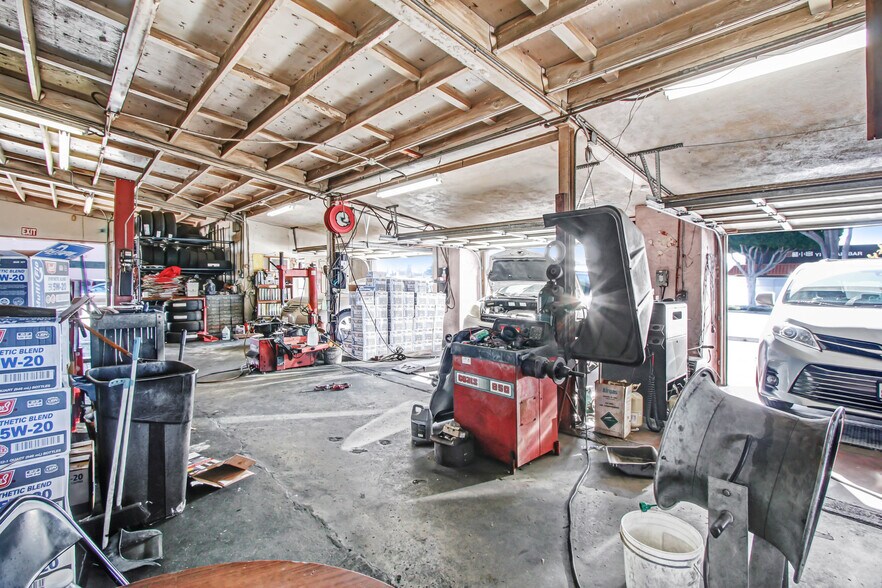 More Photos Of 601 E Garvey Ave, Monterey Park Auto Repair For Sale