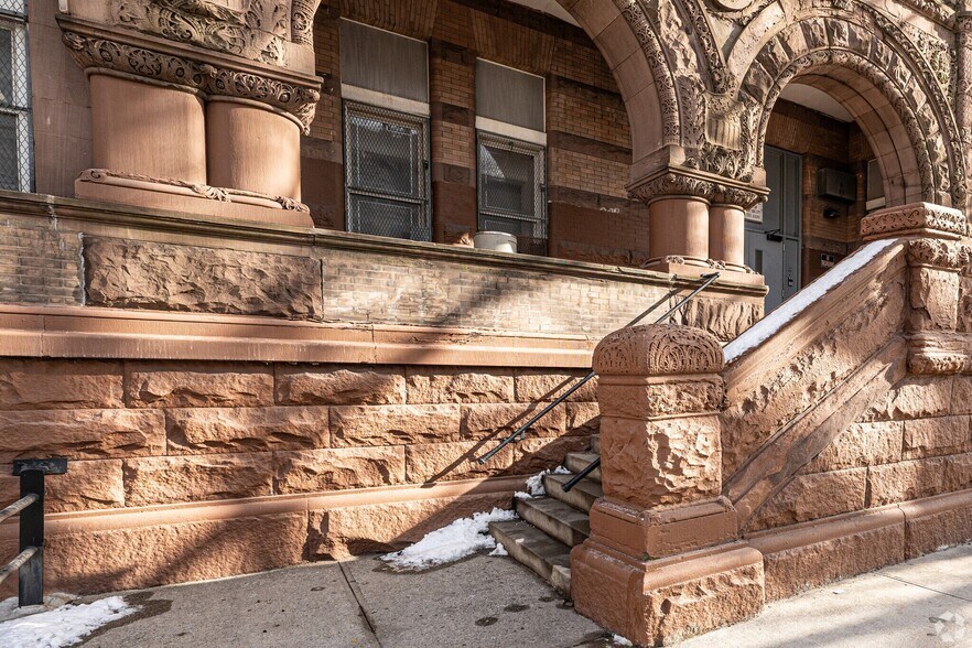 More Photos Of 19 Rogers Ave, Brooklyn Office For Lease