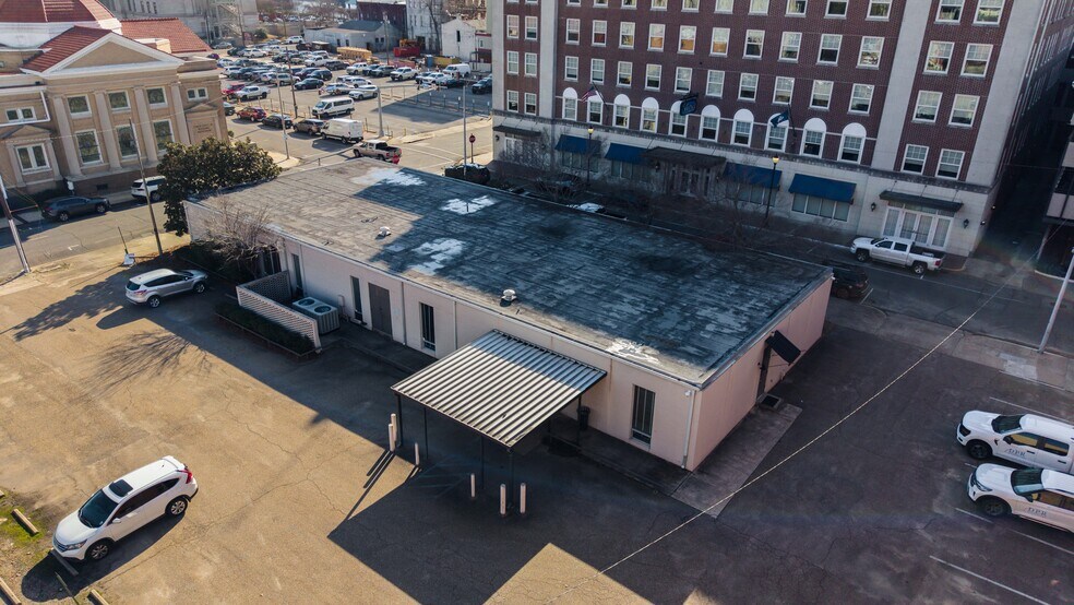 Primary Photo Of 127 Saint John St, Monroe Office For Sale