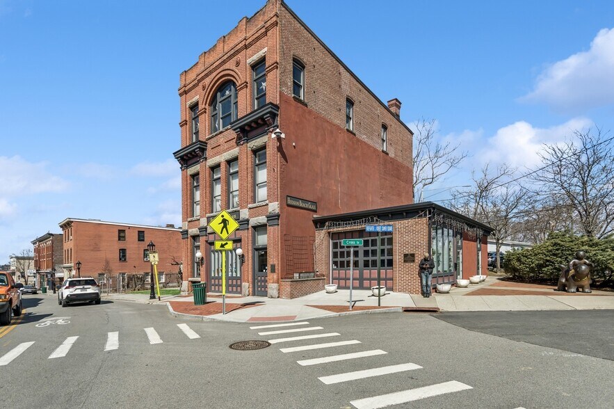 More Photos Of 162 Main St, Beacon Storefront Retail Residential For Sale