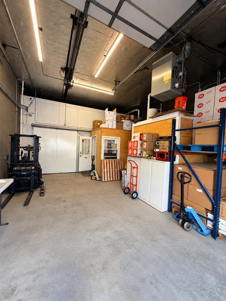More Photos Of 184 Michigan Ave, Paterson Warehouse For Sale