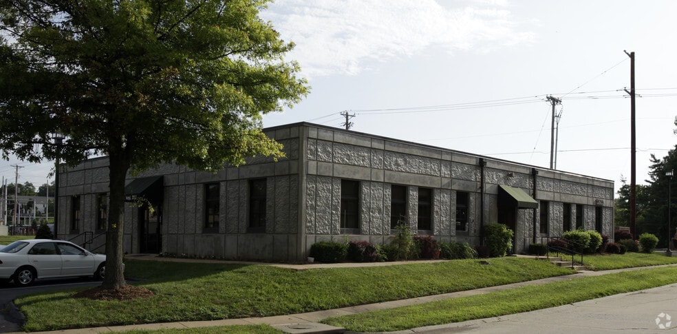 Primary Photo Of 13603 Barrett Office Dr, Ballwin Office For Sale