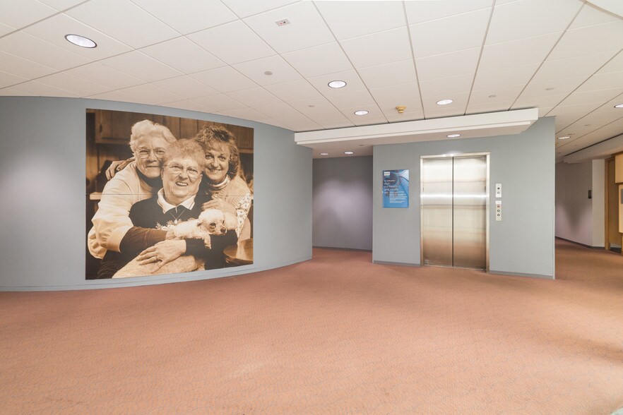 More Photos Of 111 Lawrence St, Framingham Research And Development For Lease