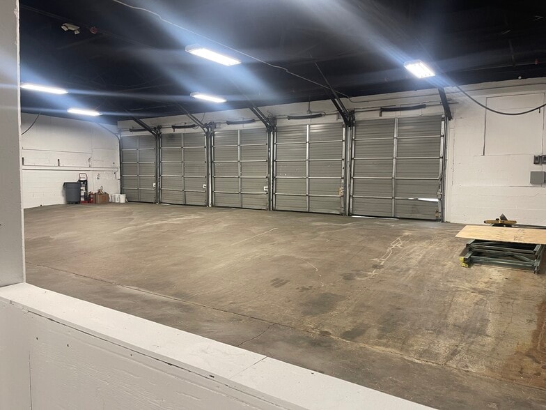 More Photos Of 371 Dorchester Ave, South Boston Unknown For Lease