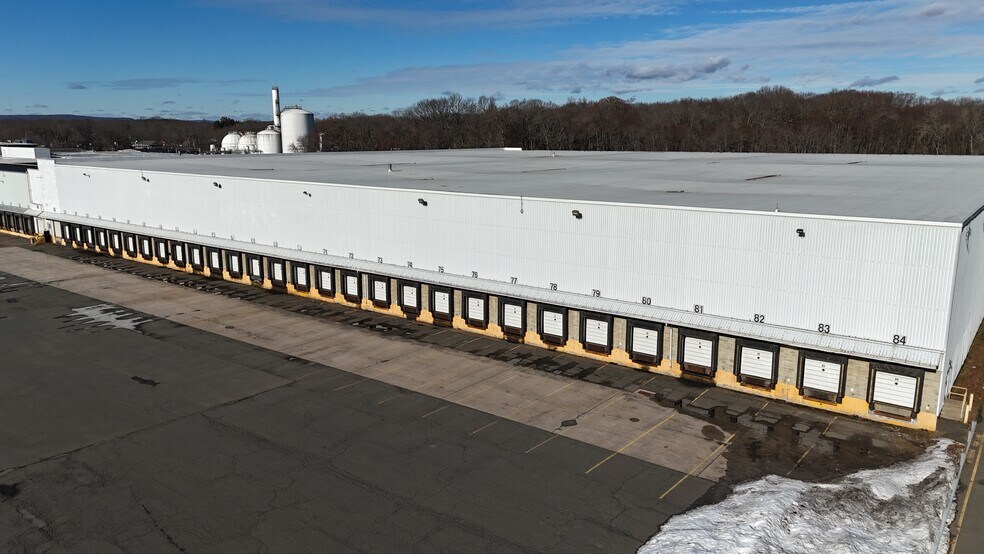 More Photos Of 1120 Harvey Ln, Suffield Distribution For Lease