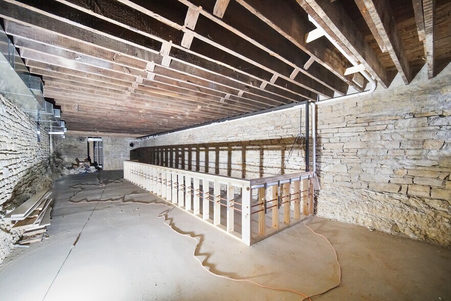 More Photos Of 1000 S State St, Lockport Restaurant For Sale