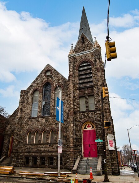 More Photos Of 1 N Fulton Ave, Baltimore Religious Facility For Lease