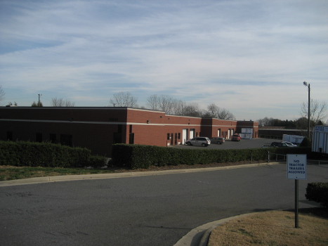 Primary Photo Of 10809 Southern Loop Blvd, Pineville Warehouse For Lease