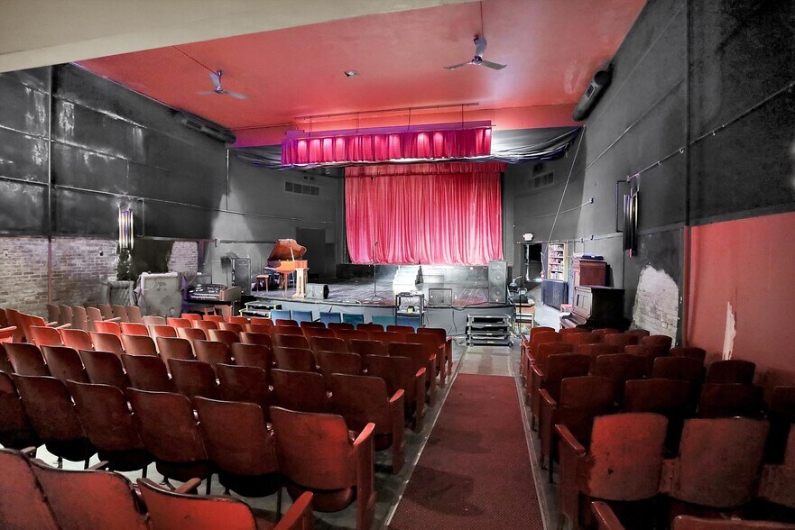 More Photos Of 111 S Walnut St, Edinburgh Theater Concert Hall For Sale