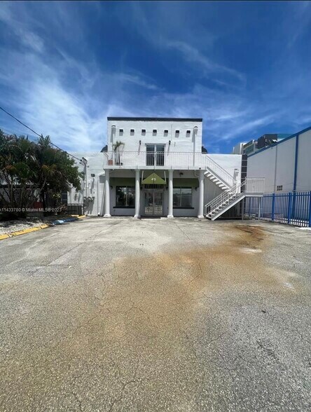 More Photos Of 49 N Federal Hwy, Dania Storefront Retail Office For Lease