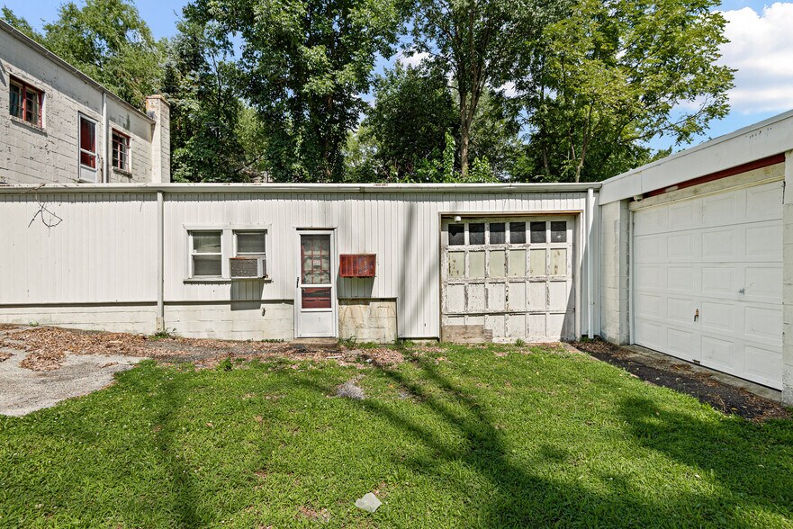 More Photos Of 9 E 44th St, Wilmington Office Residential For Sale