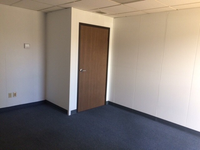 More Photos Of 675 Fairview Dr, Carson City Office For Lease