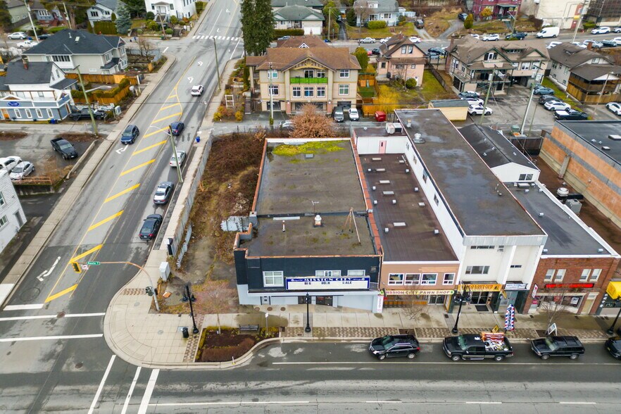 More Photos Of 33017 1st Av, Mission Flex For Lease