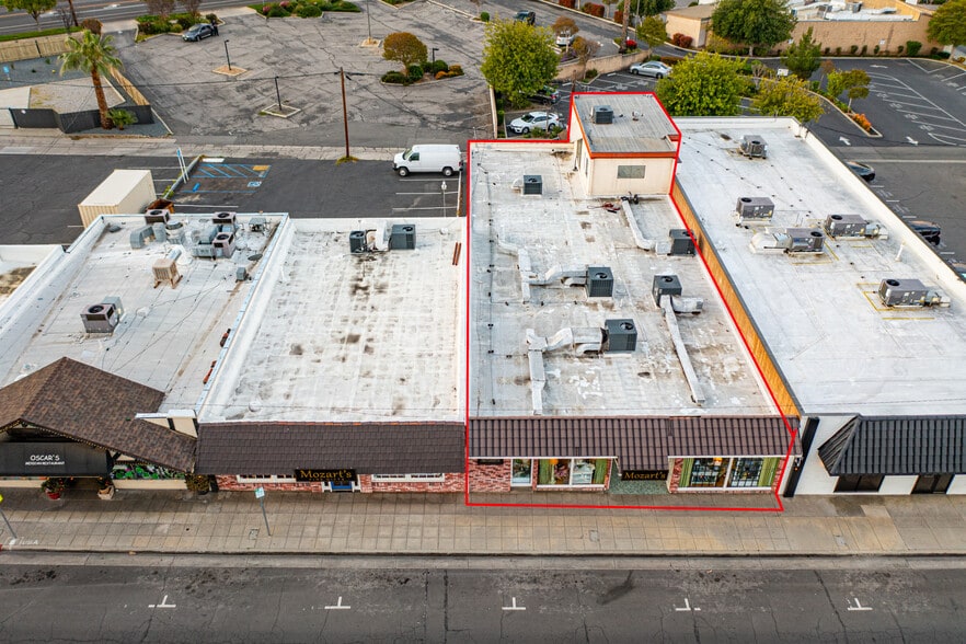 More Photos Of 218 E Citrus Ave, Redlands Storefront For Sale