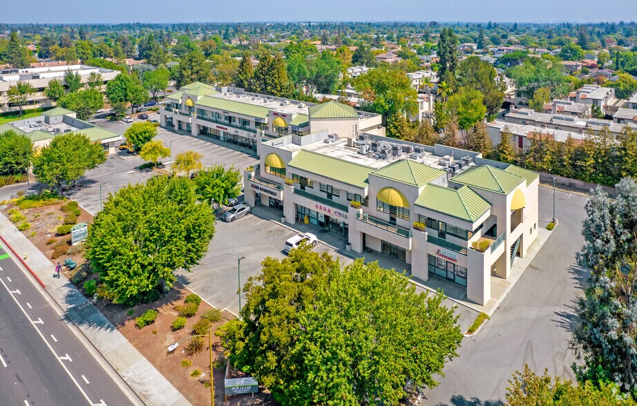 More Photos Of 1072 S De Anza Blvd, San Jose Storefront Retail Office For Lease