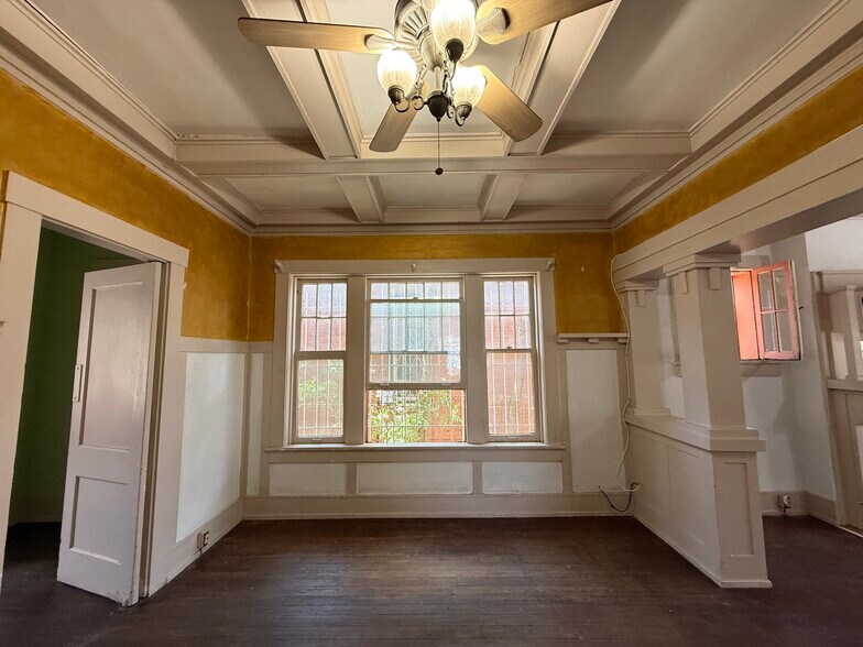 More Photos Of 1314 Magoffin Ave, El Paso Office Residential For Sale