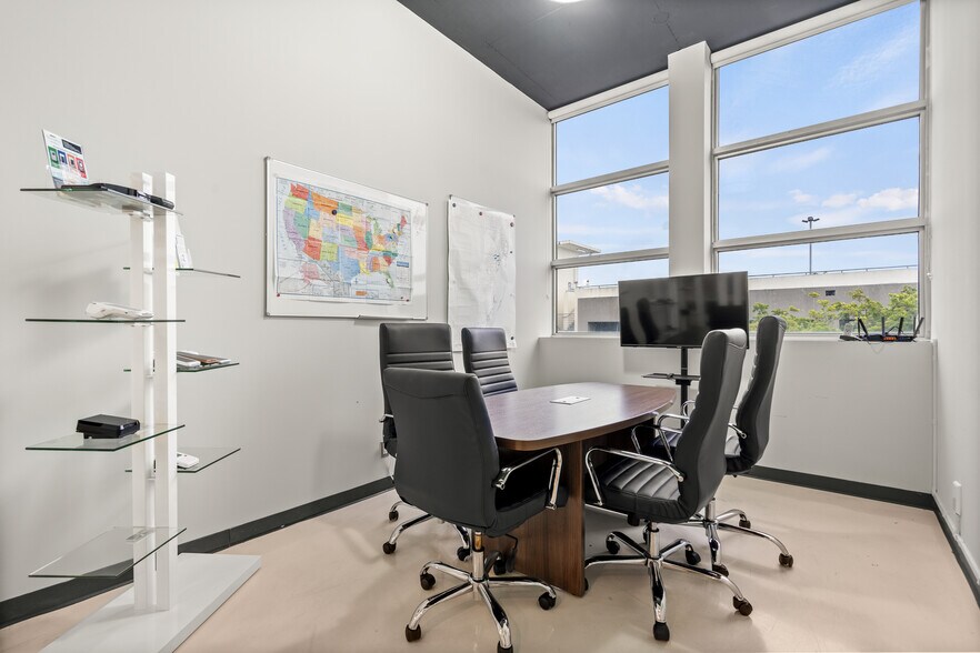 More Photos Of 1430 S Dixie Hwy, Coral Gables Office For Sale