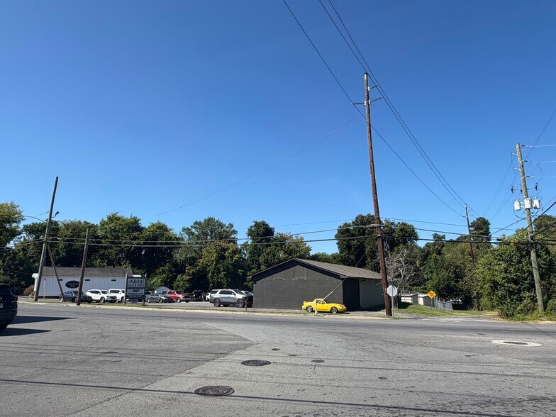 More Photos Of 1200 Dean Ave SE, Rome Self Storage For Sale