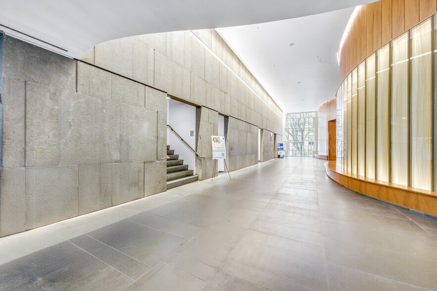 More Photos Of 180 Amsterdam Ave, New York Religious Facility For Lease
