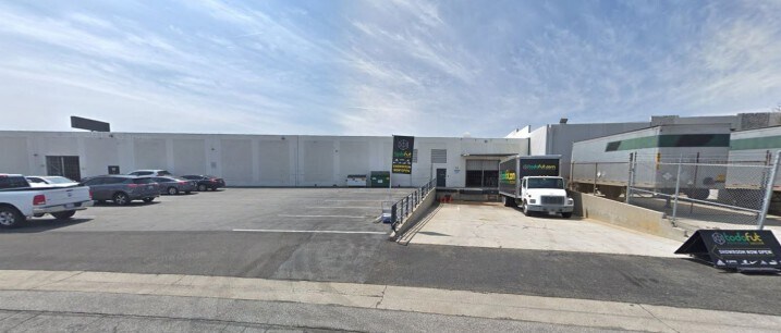 More Photos Of 3090 E Airport Way, Long Beach Warehouse For Lease