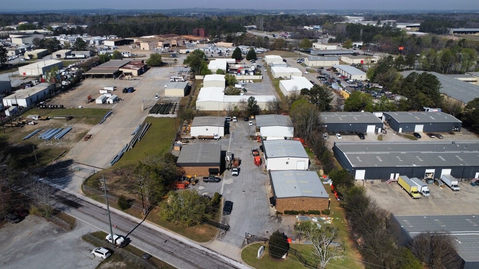 More Photos Of 1498 Farmer Rd, Conyers Unknown For Lease