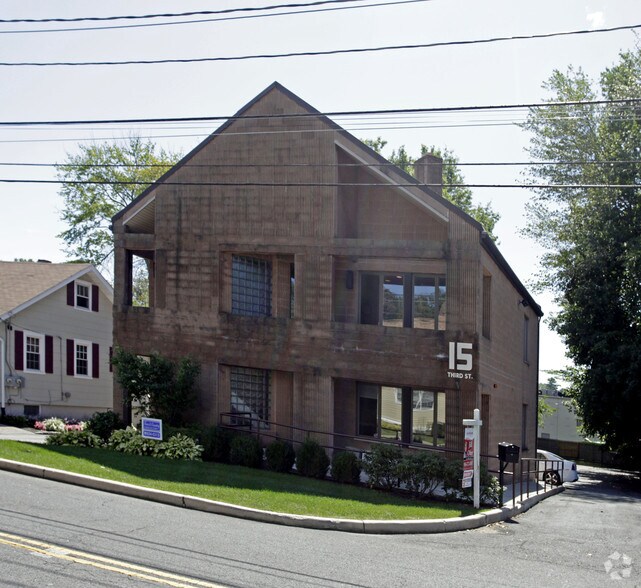 More Photos Of 15 Third St, New City Office For Sale