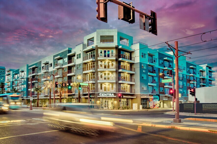 More Photos Of 3601 N Central Ave, Phoenix Apartments For Lease