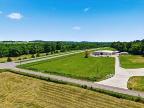 More Photos Of 806 Whitaker Rd, New Market Warehouse For Sale