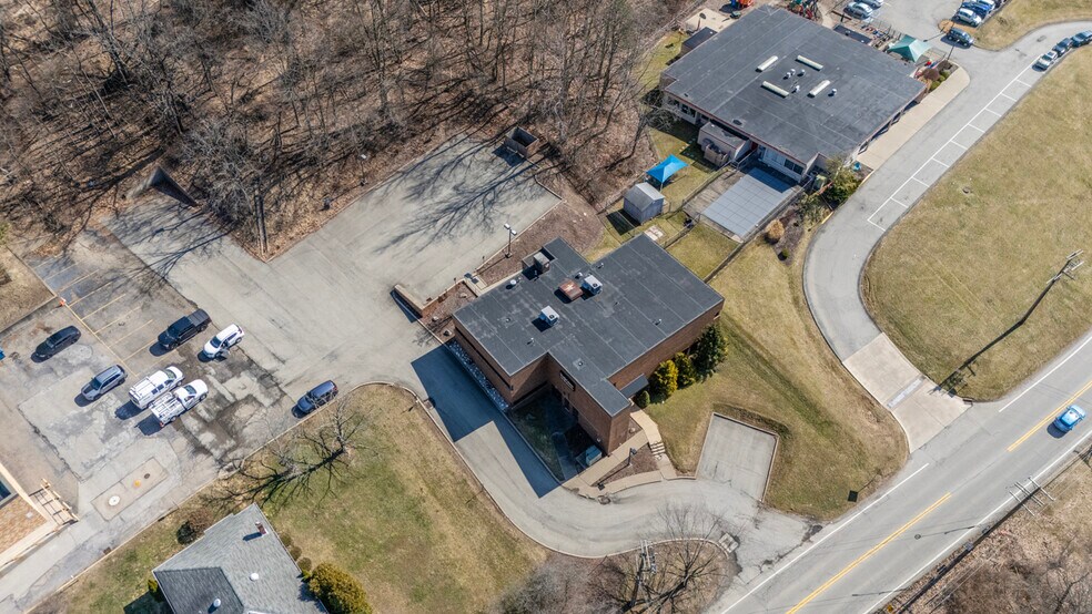 More Photos Of 2640 Pitcairn Rd, Monroeville Medical For Sale