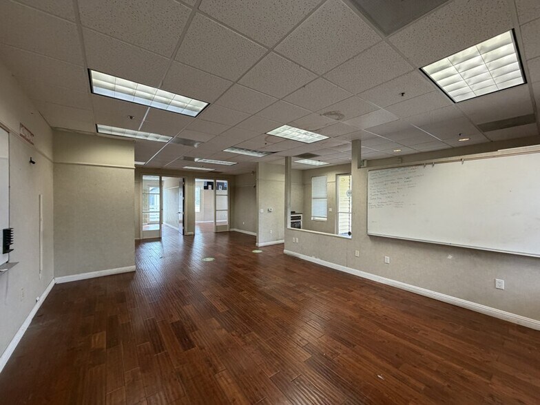More Photos Of 2959 Park Ave, Soquel Office For Lease
