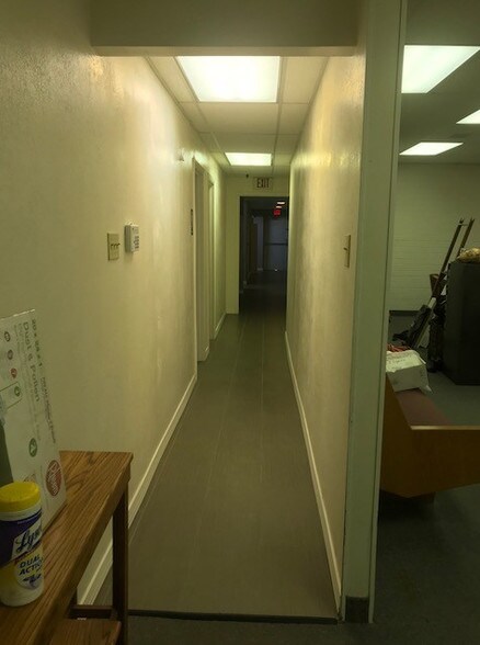 More Photos Of 15703 N 36th St, Phoenix Religious Facility For Lease