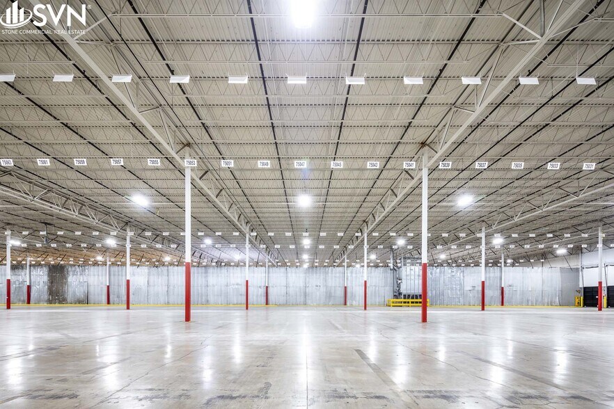 More Photos Of 440 Greendale Rd, Lexington Warehouse For Lease