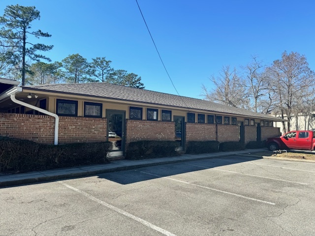 Primary Photo Of 2326 Centerville Rd, Tallahassee Medical For Lease