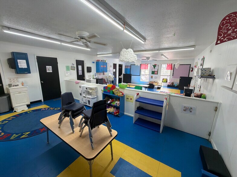 More Photos Of 1816 Hinson Loop Rd, Little Rock Daycare Center For Sale