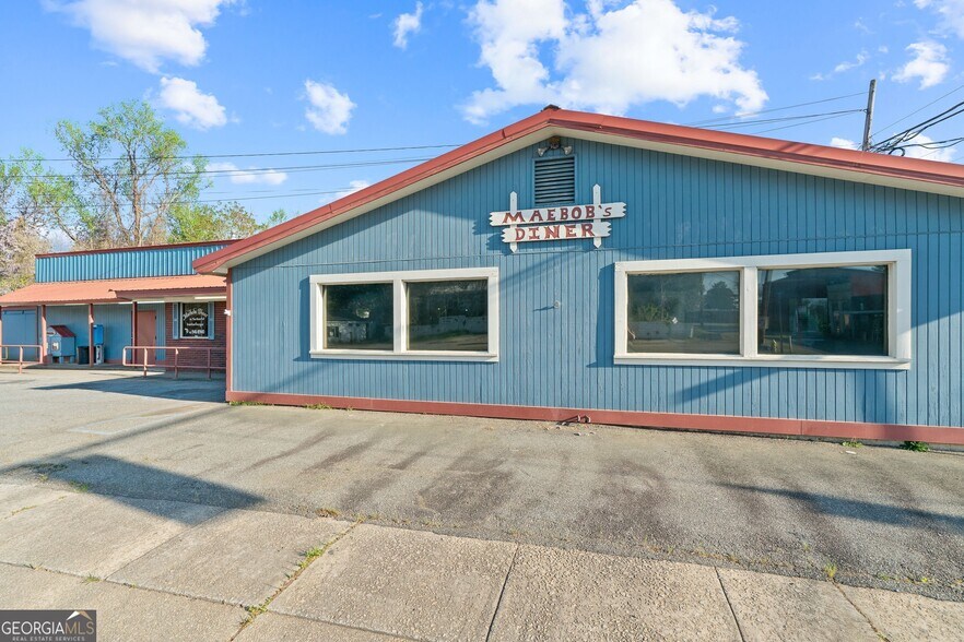 More Photos Of 101 Main st, Irwinton Restaurant For Sale