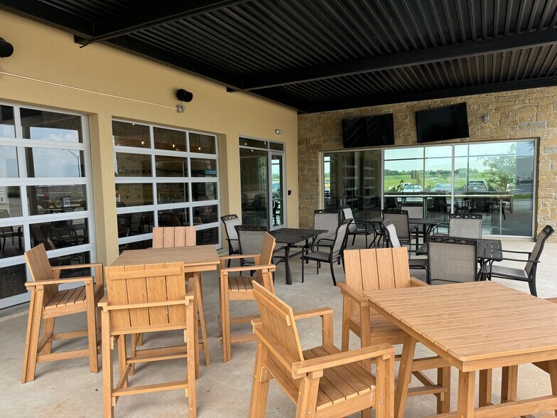 More Photos Of 25140 Kingsland, Katy Coworking Space